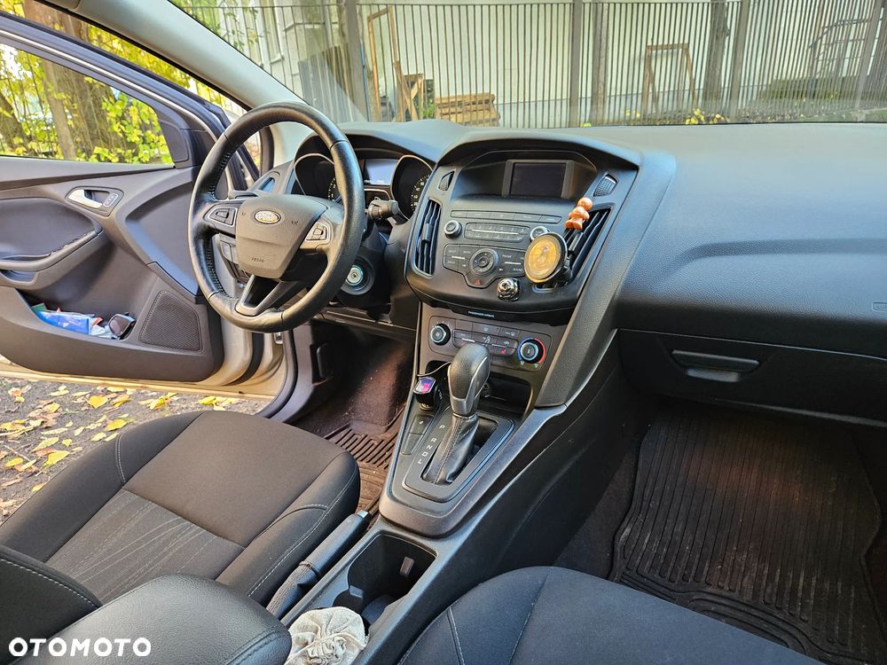 Ford Focus - 11