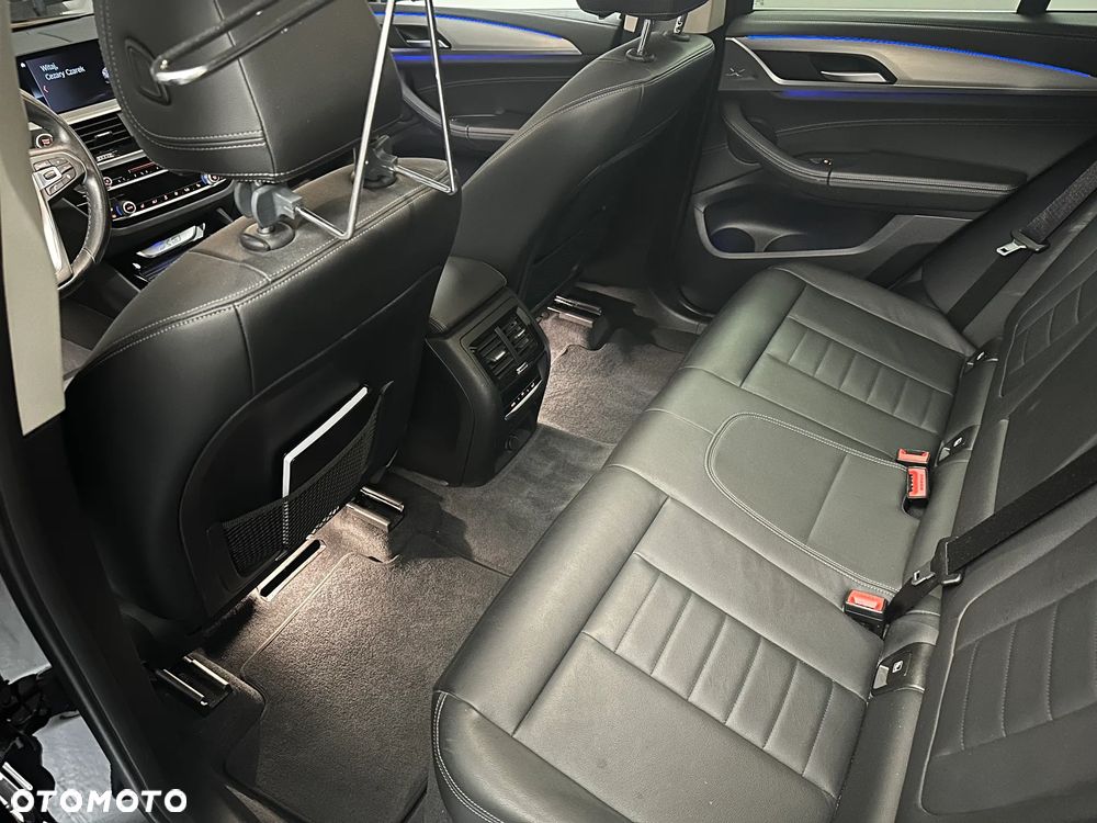 BMW X3 xDrive20d Luxury Line - 17