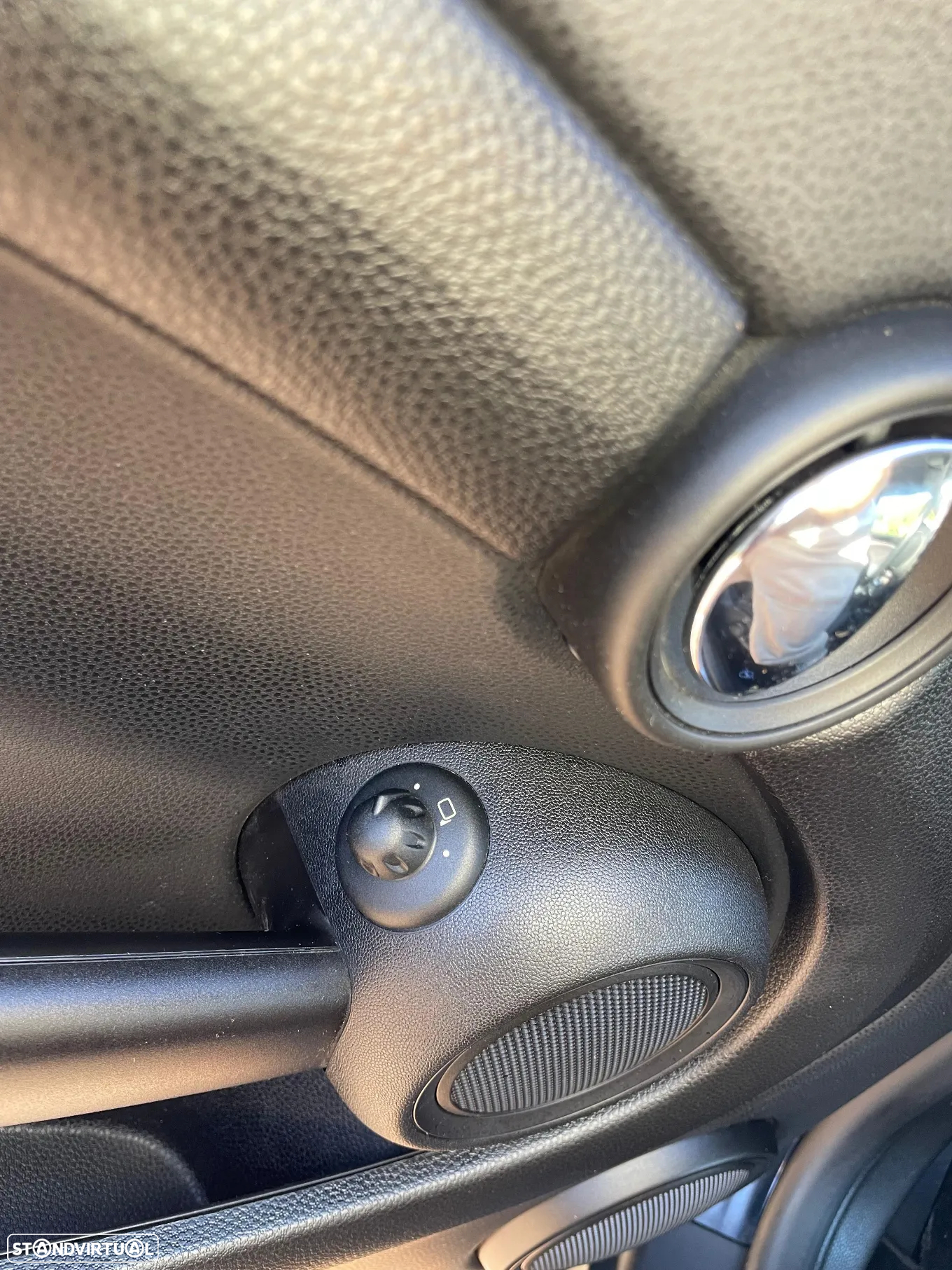 MINI 3 Portas One 1.4 - 26
