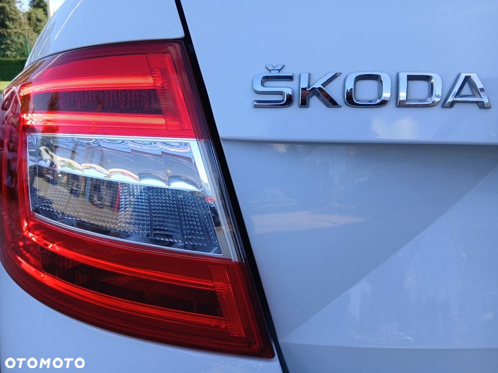 Skoda Octavia 2.0 TSI DSG RS 230 - 11