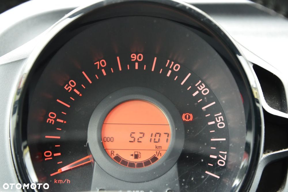 Peugeot 108 PureTech 82 Top Style - 9