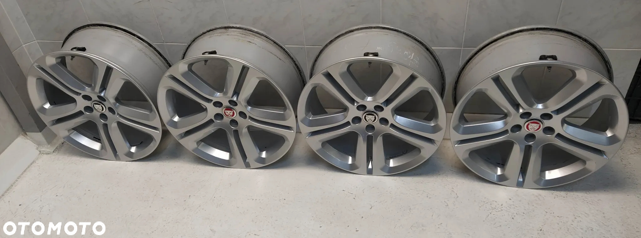 JAGUAR F-PACE X761 8.5X20 ORYGINALNE FELGI ALUMINIOWE R20 ET45 5X108 4XCZUJNIKI TPMS CIŚNIENIA OPON - 8