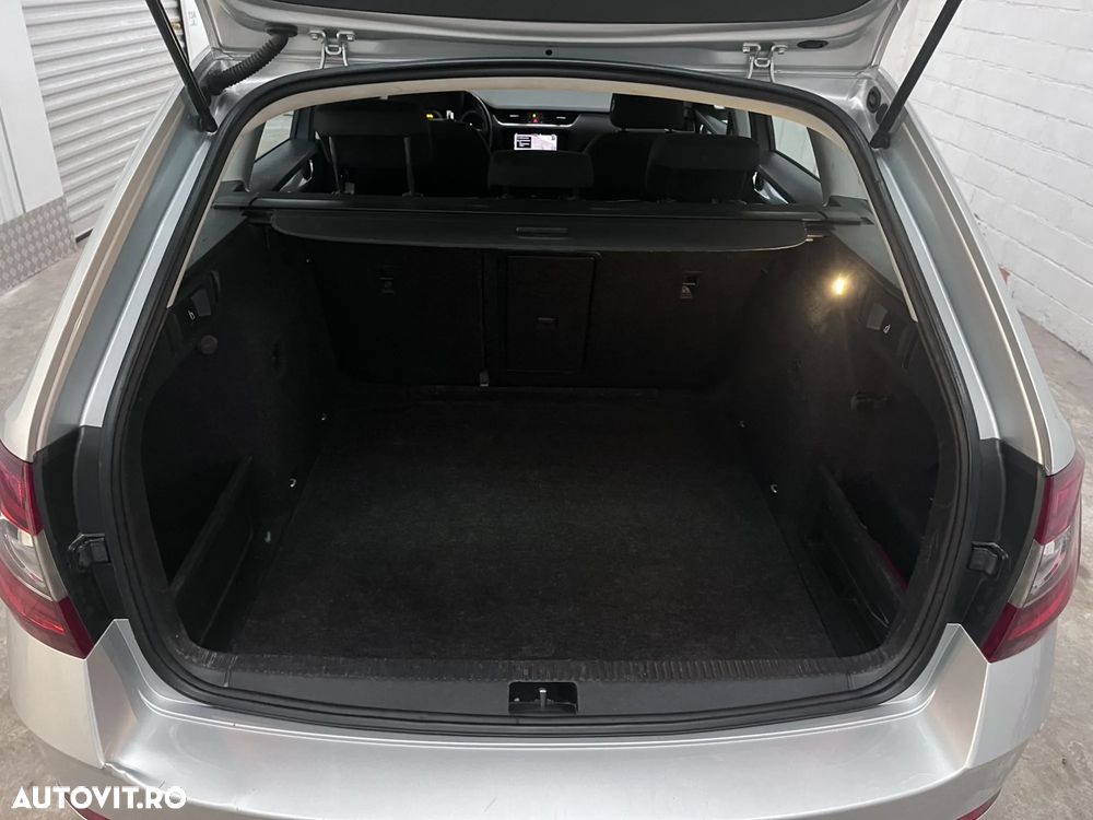 Skoda Octavia 1.5 TSI ACT Ambition - 7