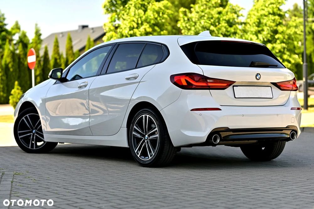 BMW Seria 1 118d Sport Line - 10