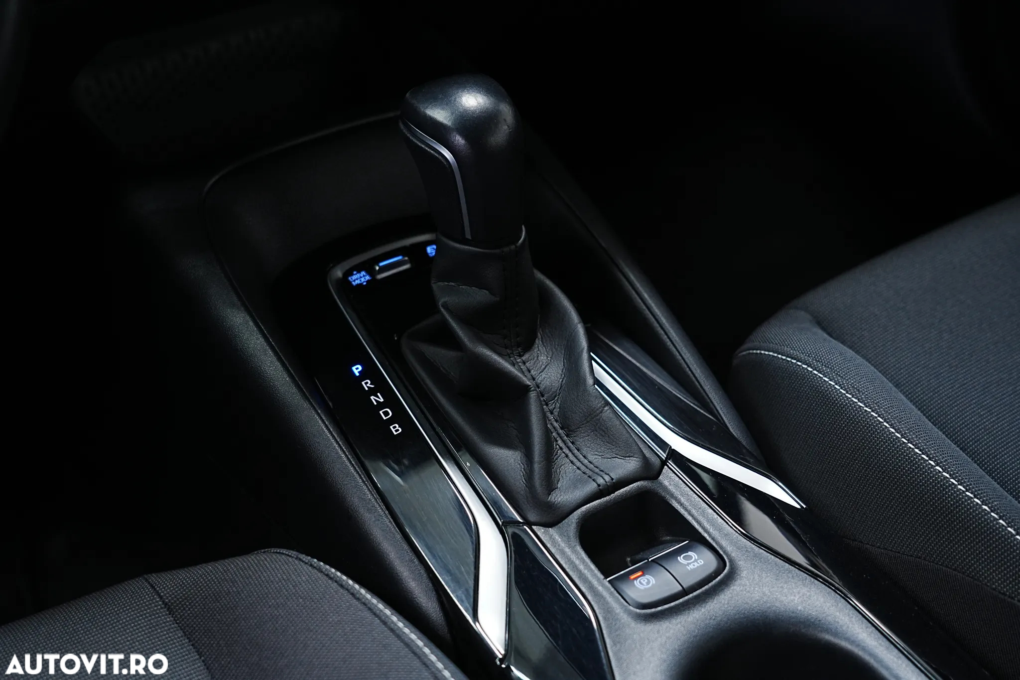 Toyota Corolla 2.0 Hybrid Touring Sports GR Sport - 9