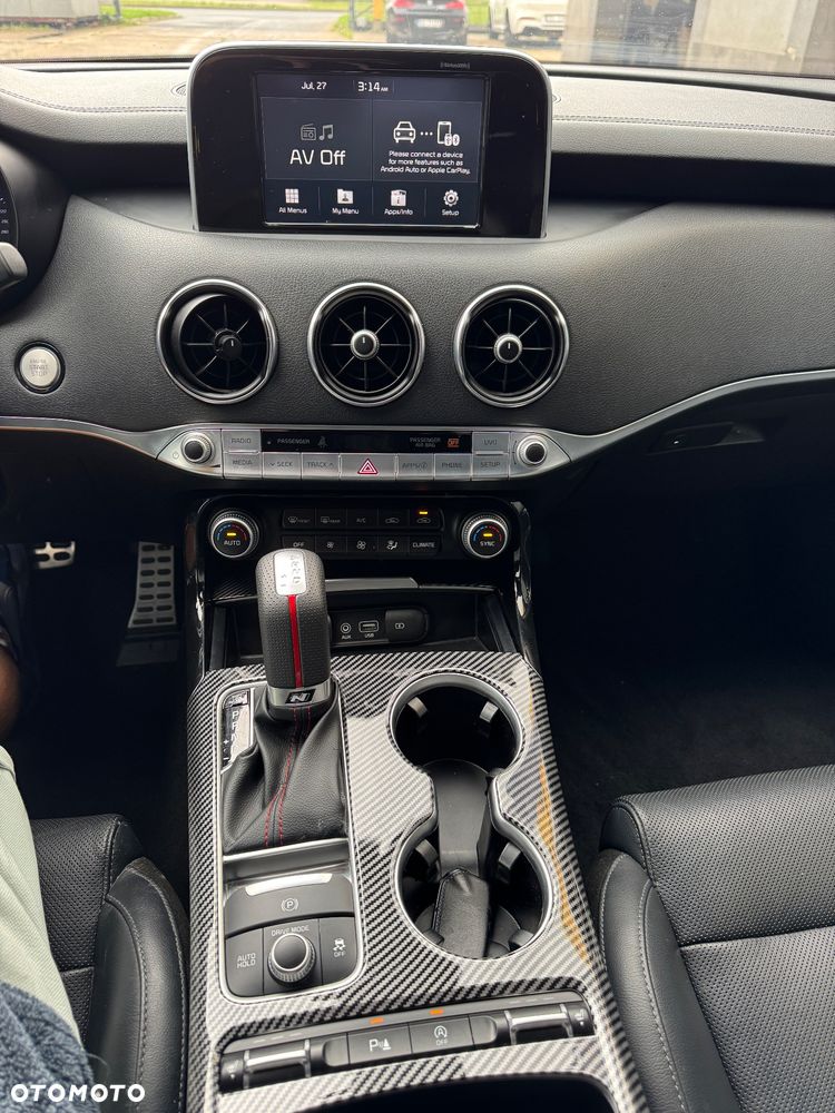 Kia Stinger 3.3 T-GDI V6 GT AWD - 13