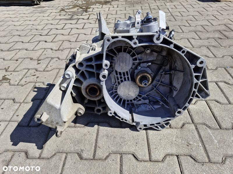 OPEL ZAFIRA C ASTRA J 2.0 CDTI SKRZYNIA BIEGÓW MANUAL 55564375 F40 - 2