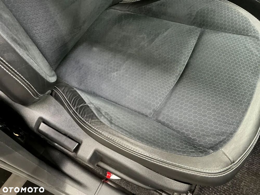 Nissan Qashqai 2.0 CVT 360 - 17