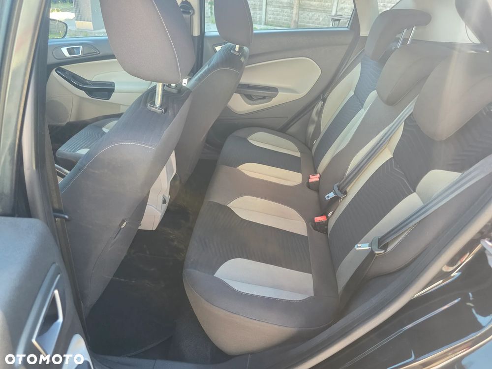 Ford Fiesta 1.0 EcoBoost Titanium - 30