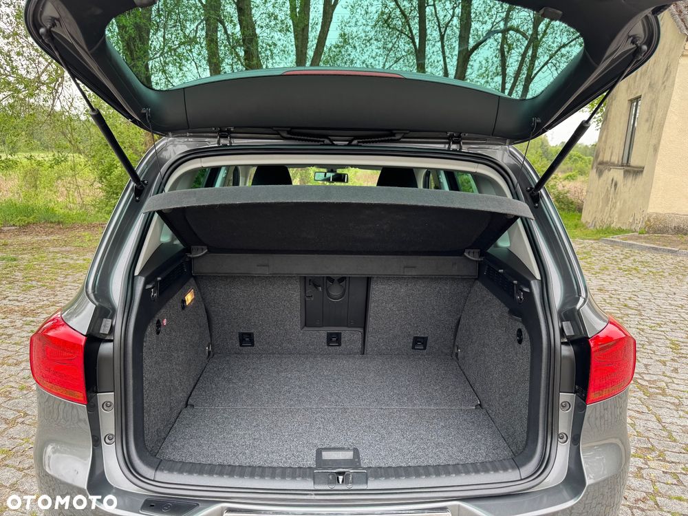 Volkswagen Tiguan 2.0 TDI Perfectline - 32