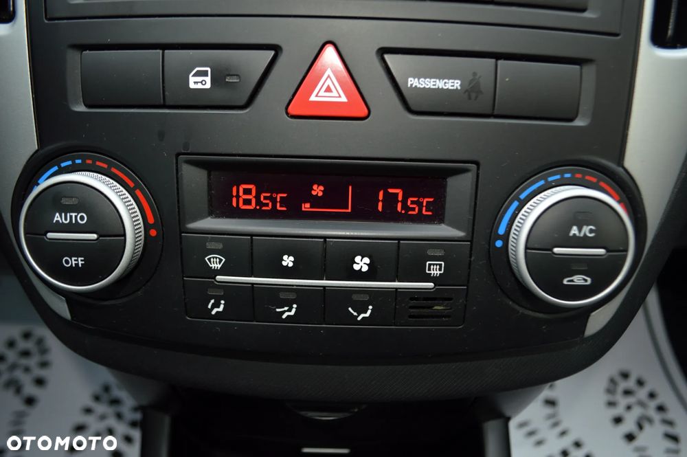 Kia Ceed - 20