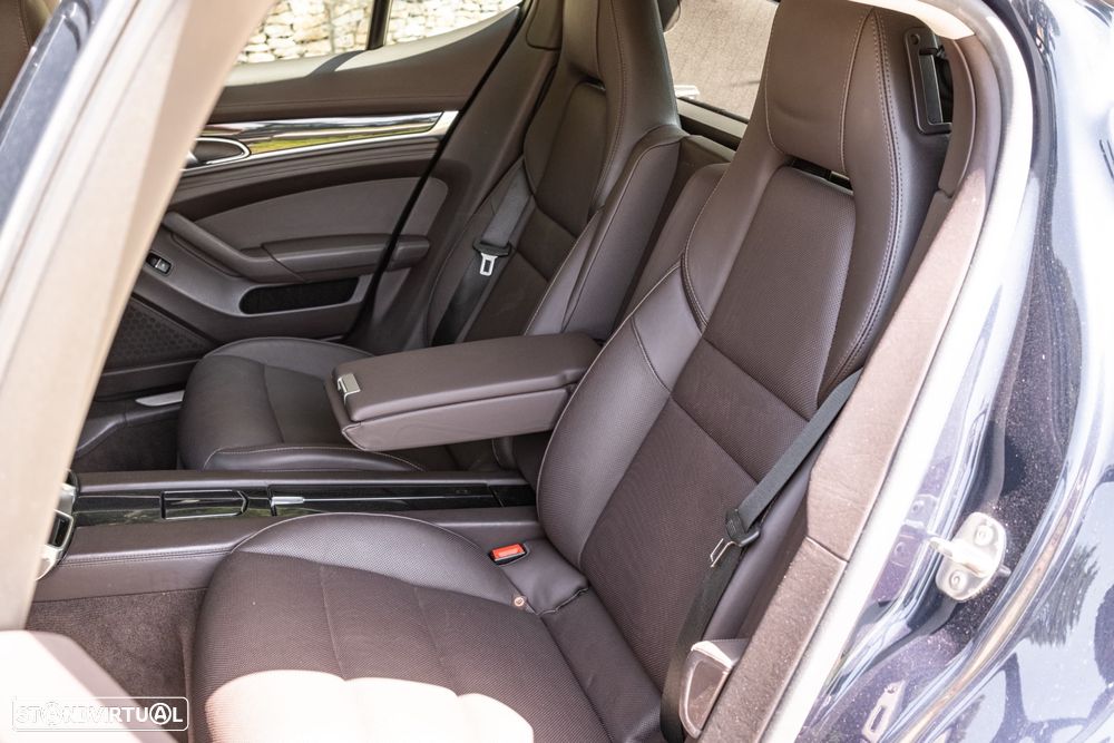 Porsche Panamera Edition - 10