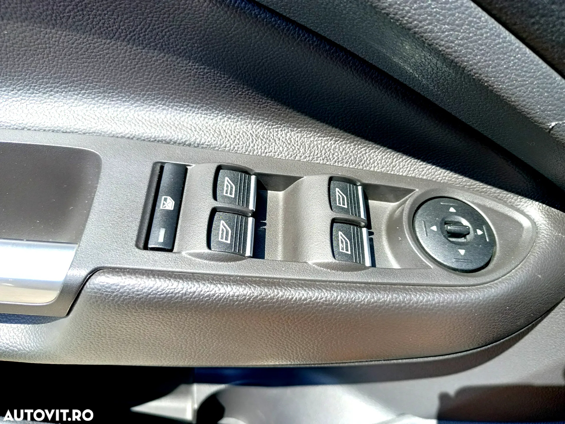 Ford Kuga 2.0 TDCi 2WD Titanium - 18