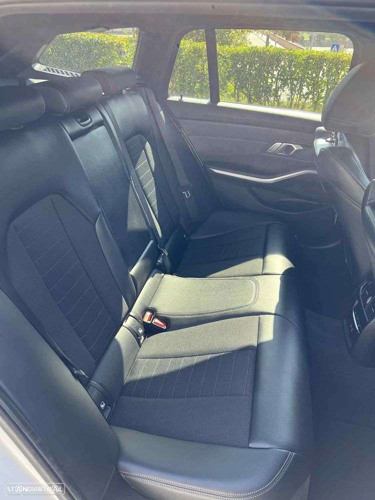 BMW 330 e Aut. Sport Line - 15