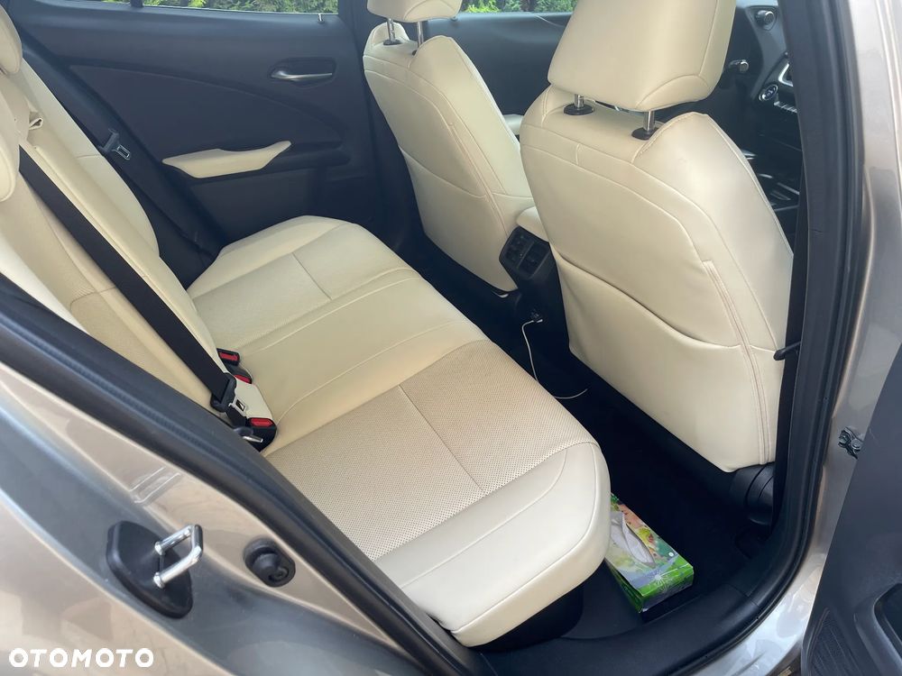 Lexus UX 200 Optimum 2WD - 5