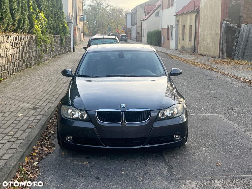 BMW Seria 3 ver-320i - 4
