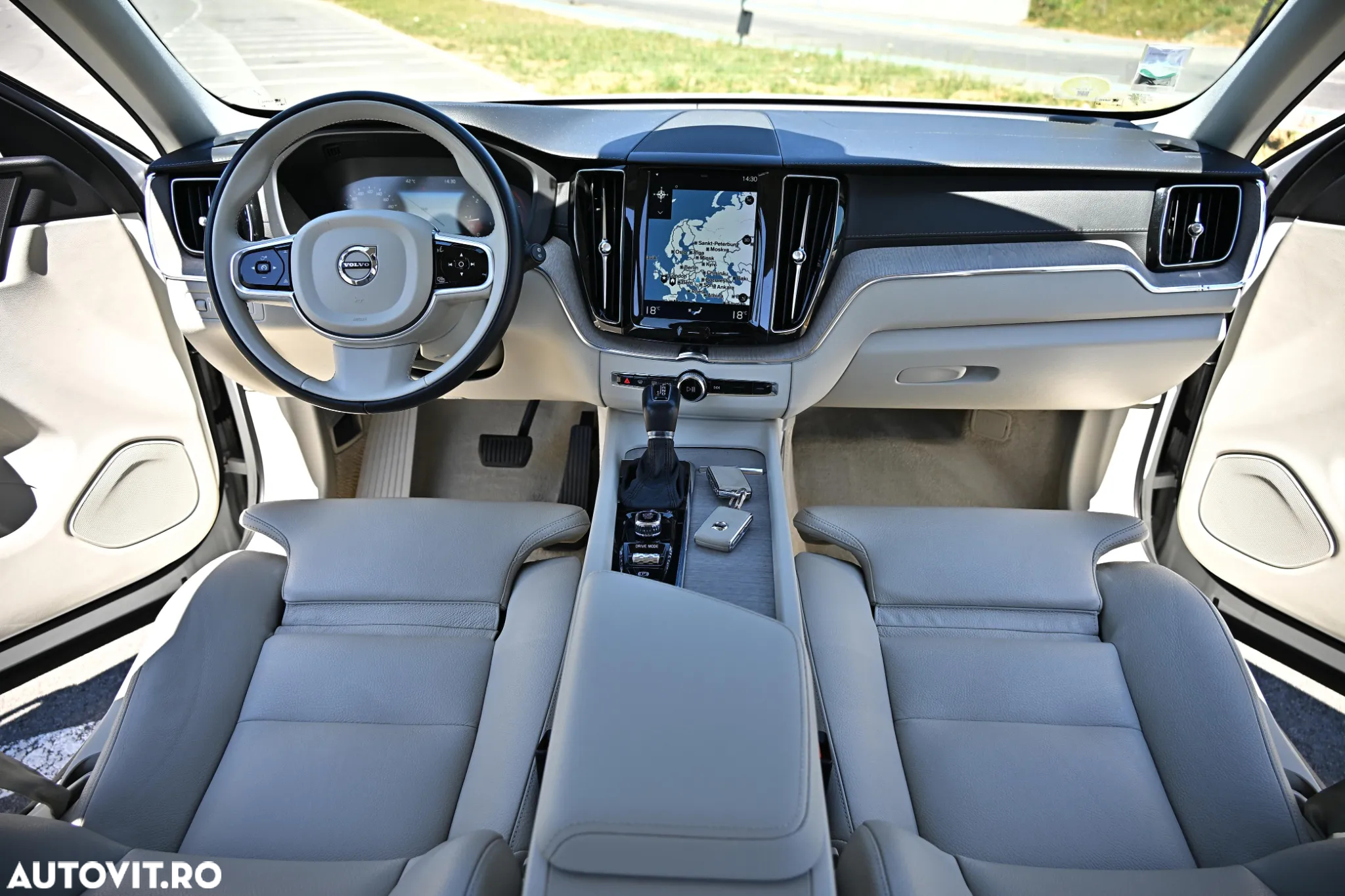 Volvo XC 60 D4 AWD Geartronic Inscription - 24
