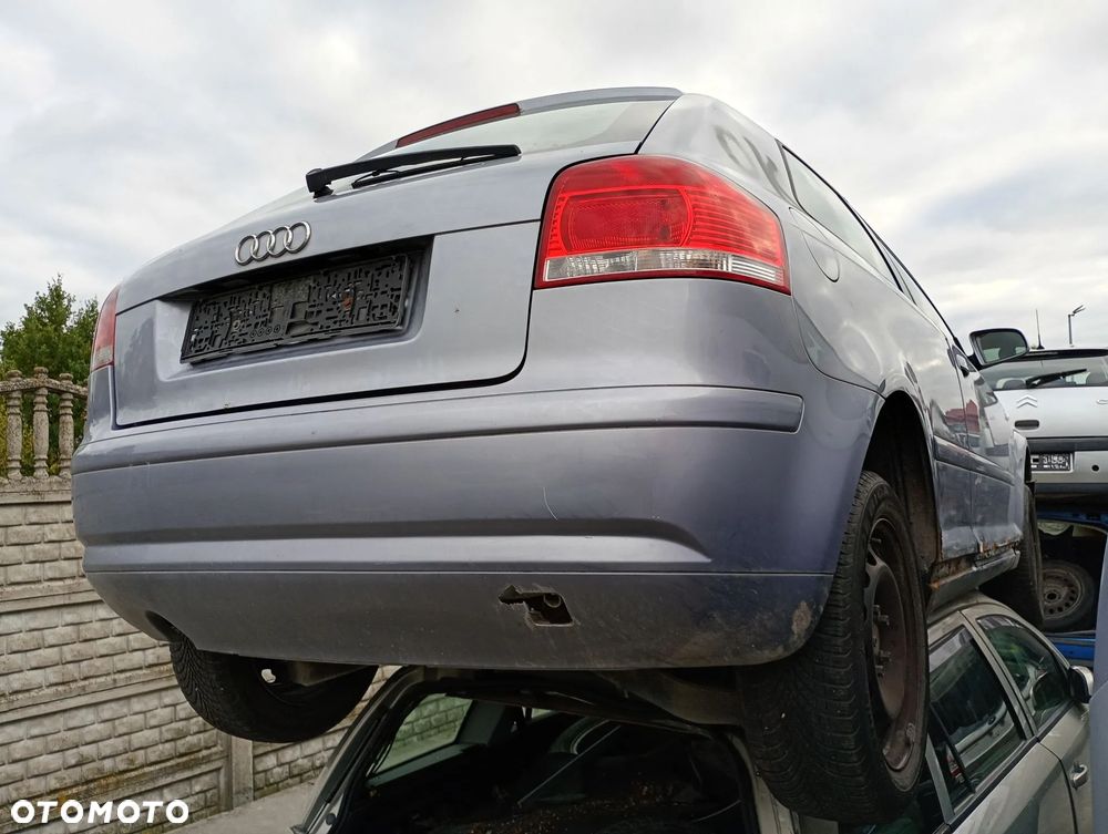AUDI A3 8P 03-05 1.6 8V BOCZEK DRZWI PRZÓD PRAWY LEWY - 15