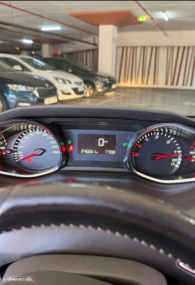 Peugeot 308 1.6 BlueHDi Allure J17 - 2