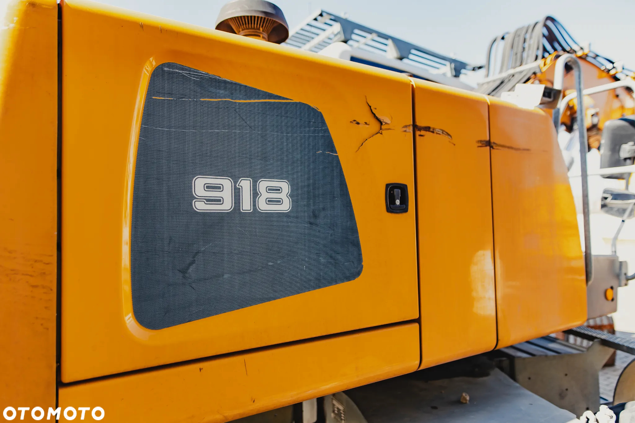 Liebherr A 918 - 17