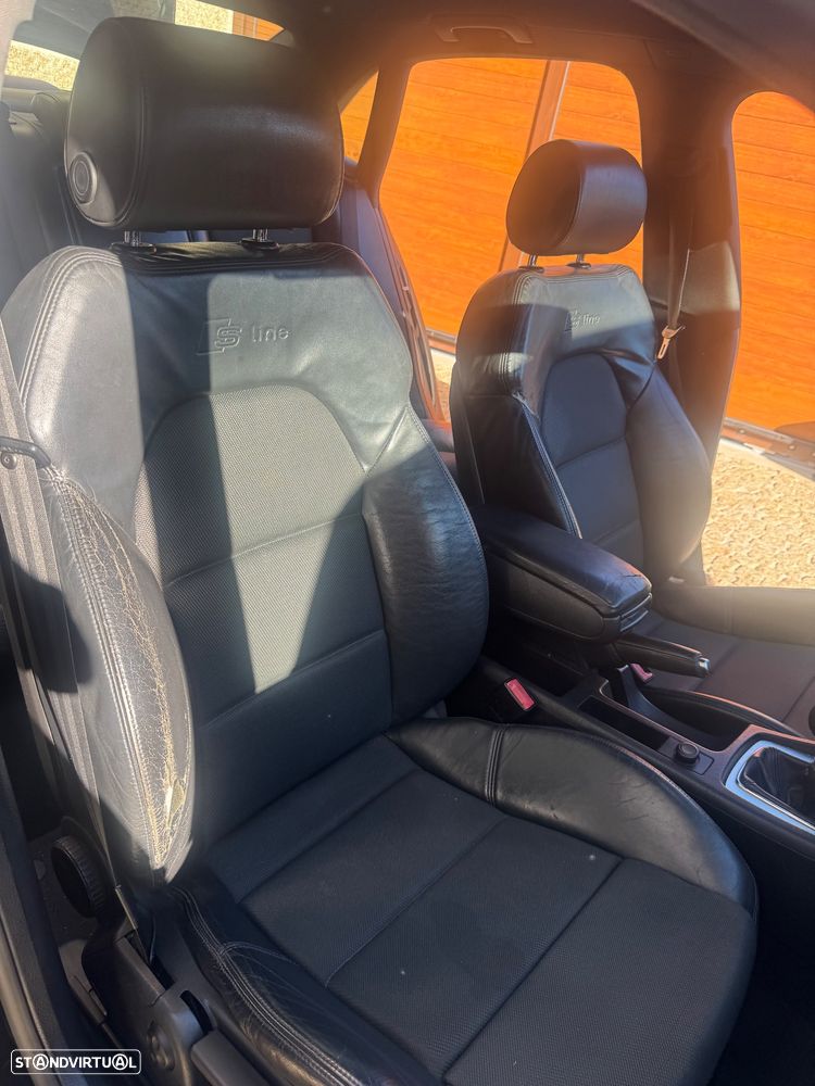 Audi A4 2.0 TDI S-line - 8