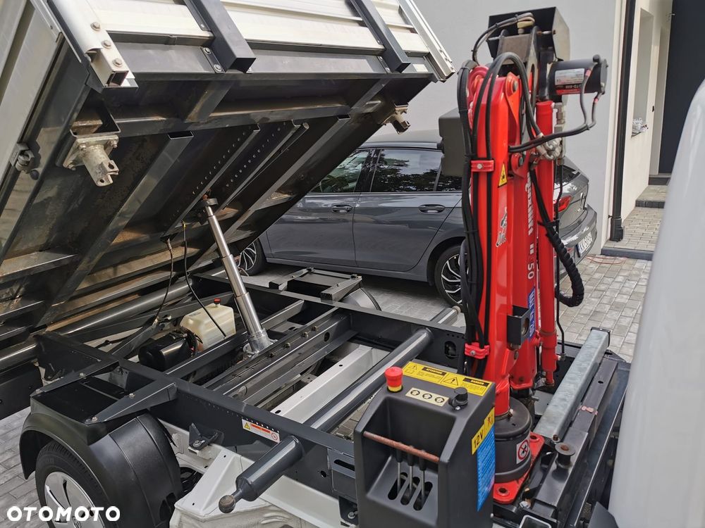 Volkswagen Transporter Wywrotka z HDS - 11