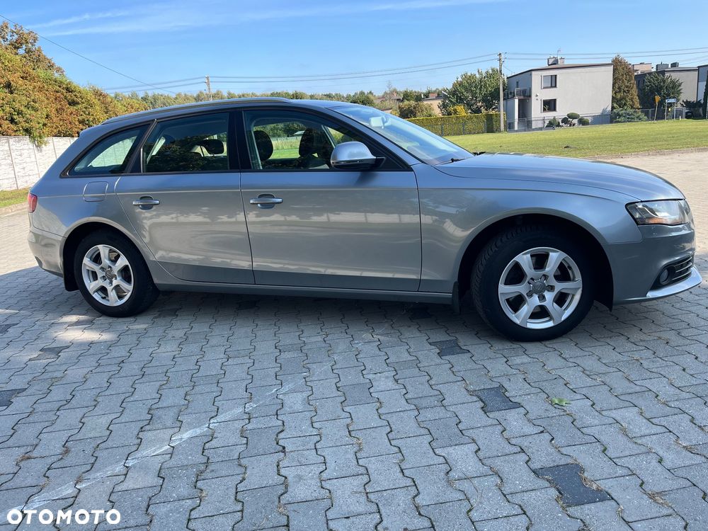 Audi A4 Avant 2.0 TDI - 26