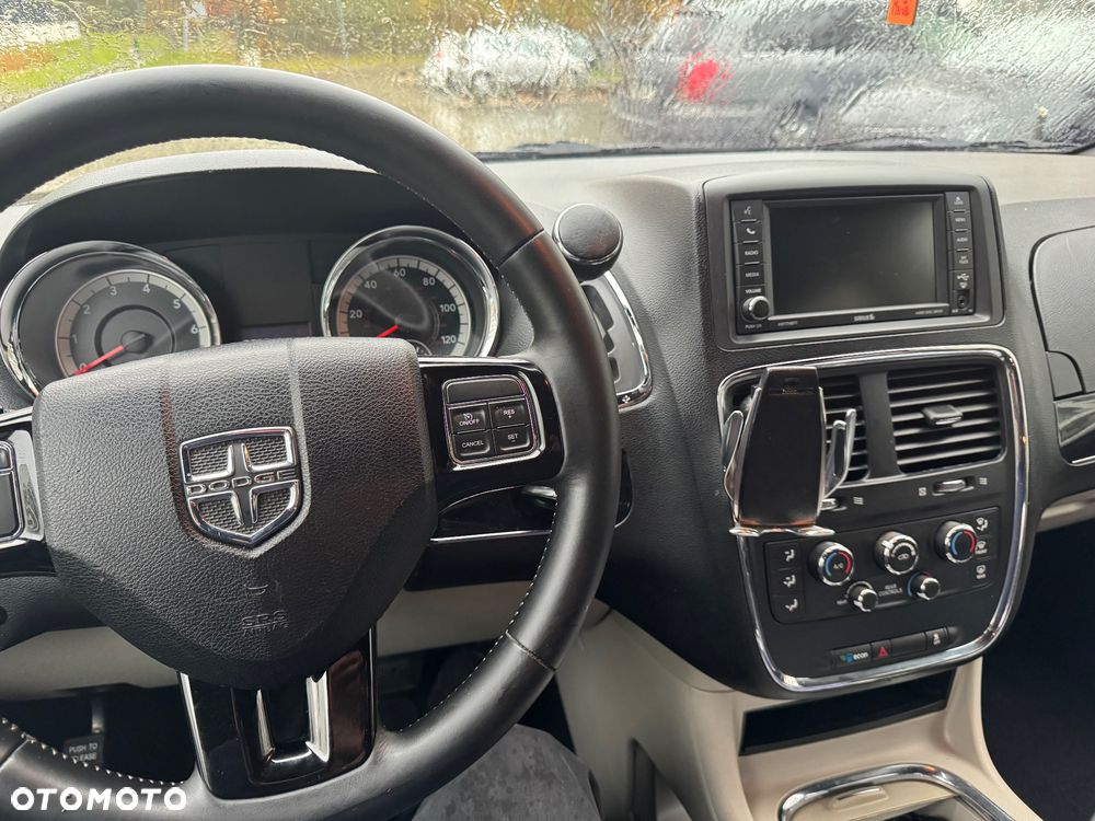 Dodge Grand Caravan 3.6 Express - 2
