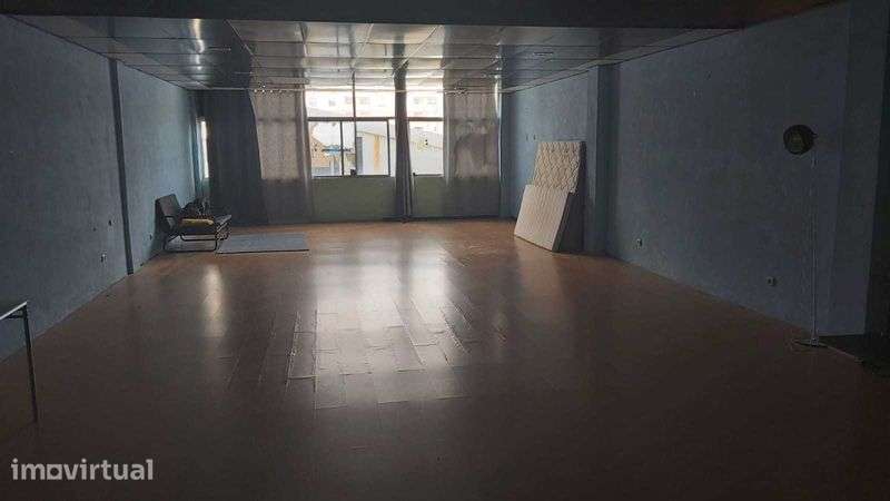 Escritório na rua Afonso cordeiro ,679 Matosinhos . - Grande imagem: 5/7
