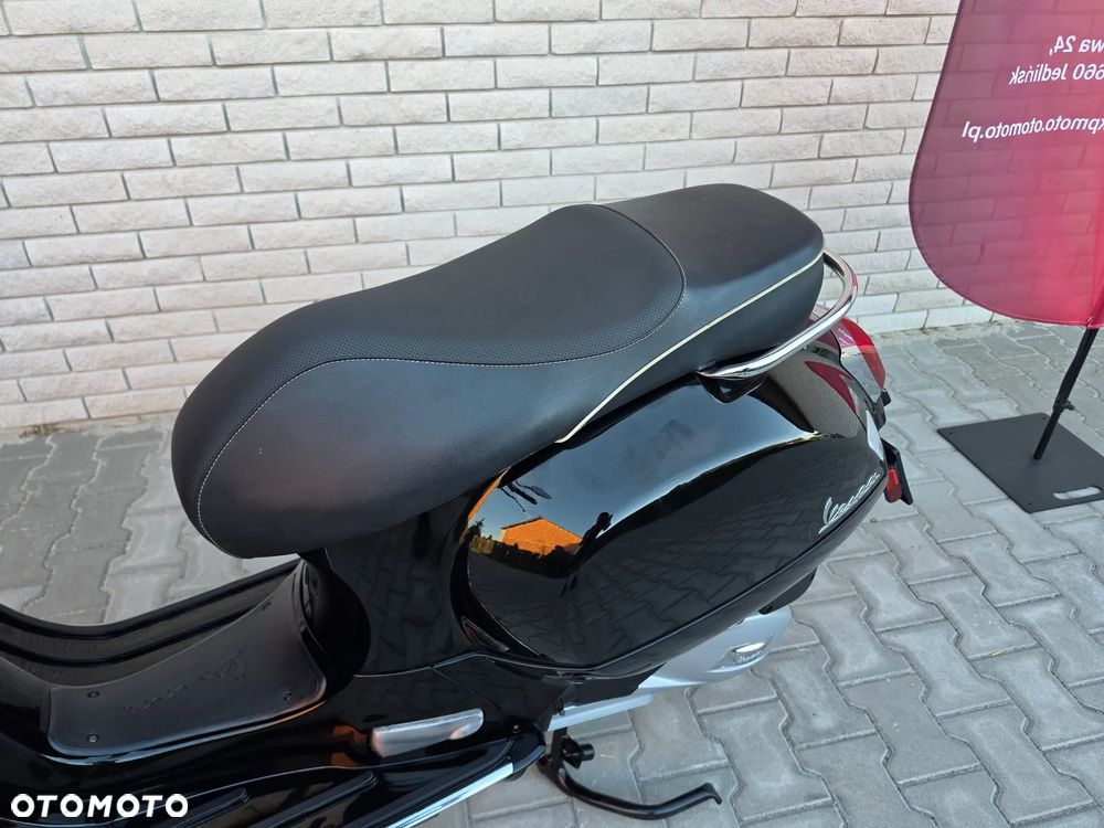Vespa GTS - 16