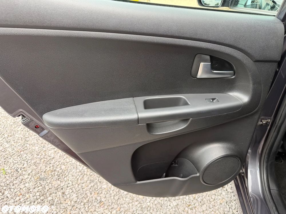 Kia Venga 1.6 CVVT Spirit - 23
