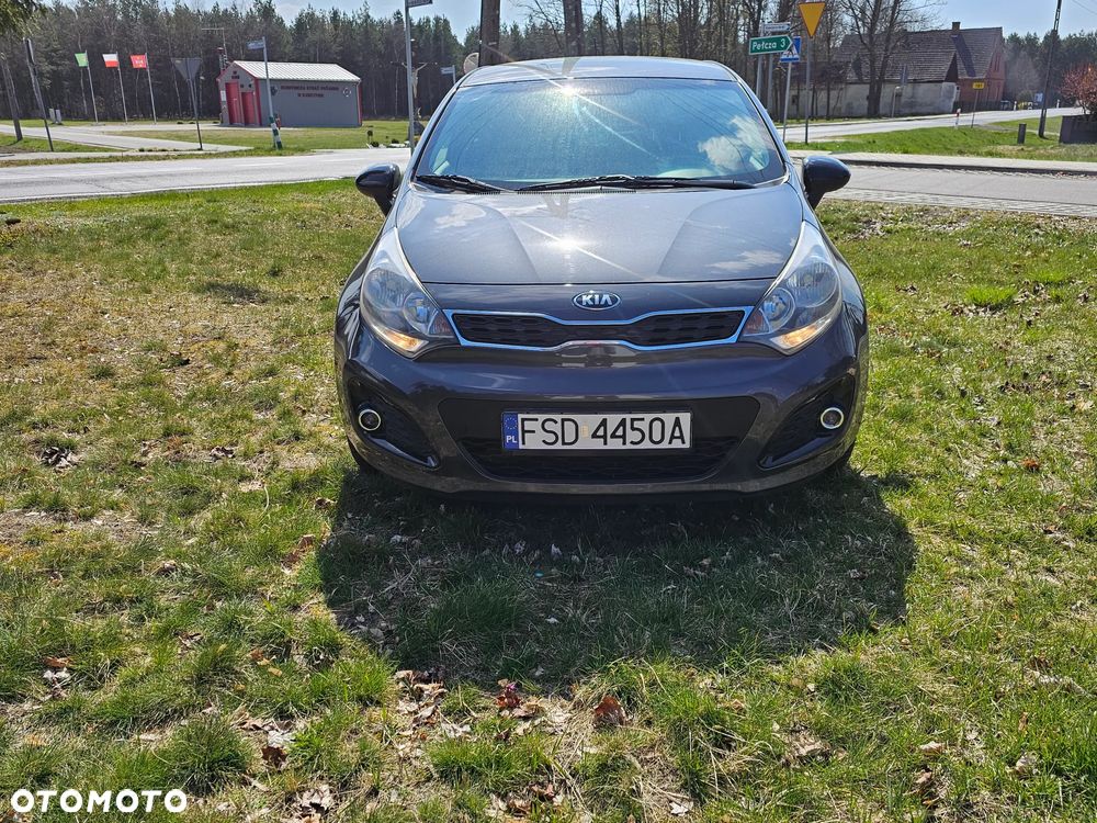 Kia Rio 1.2 Dream Team Edition - 3