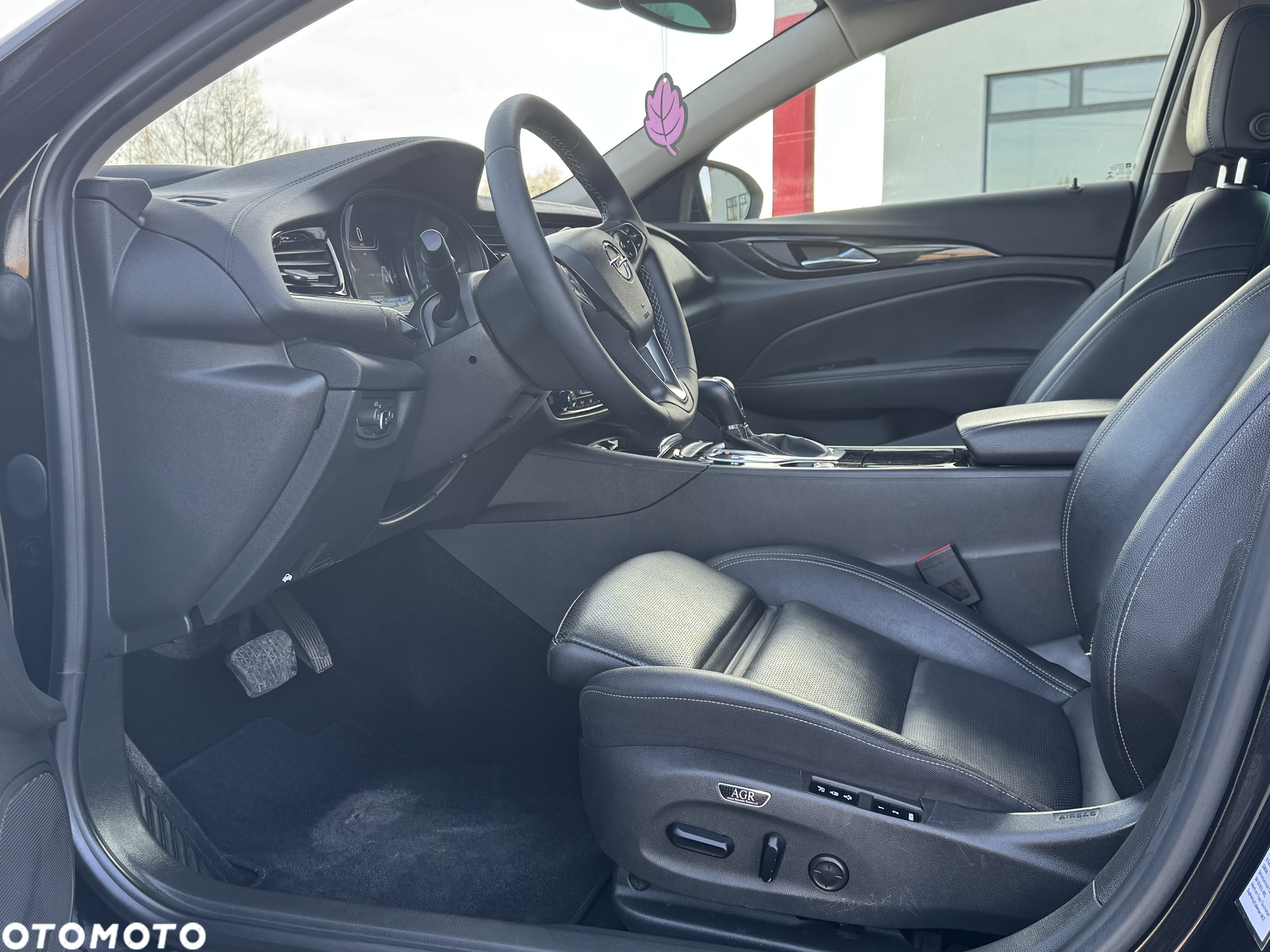 Opel Insignia Sports Tourer 1.6 ECOTEC Diesel Business Innovation - 23