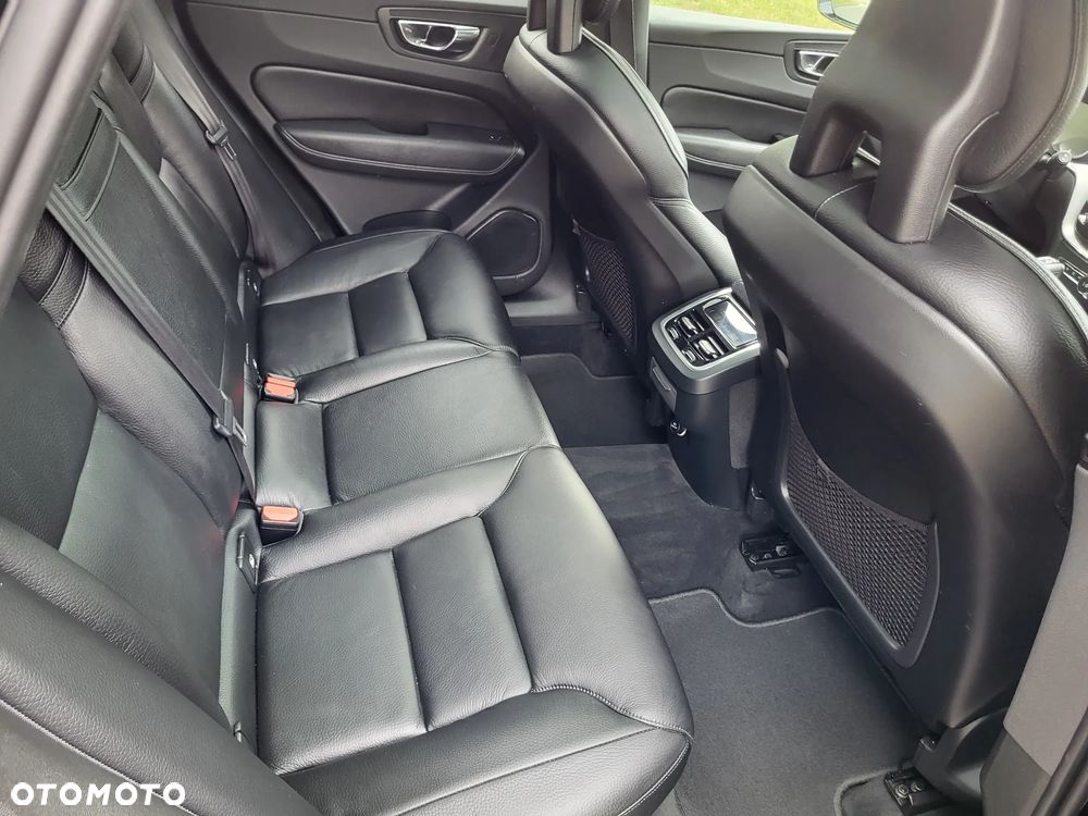 Volvo XC 60 T6 AWD Inscription - 18