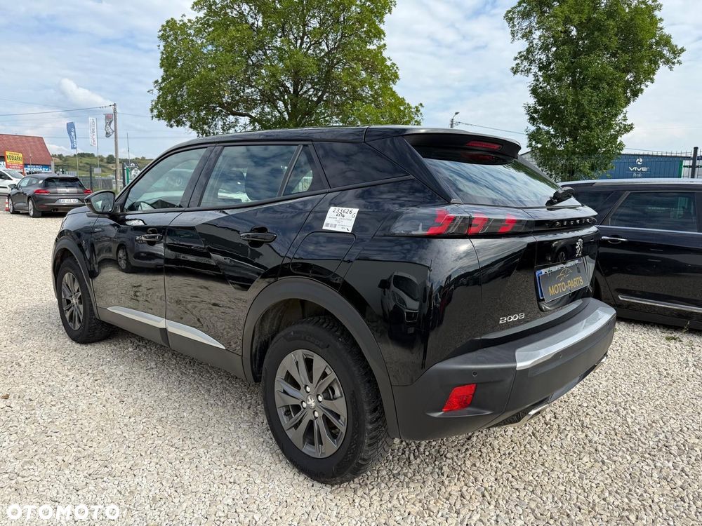 Peugeot 2008 - 6