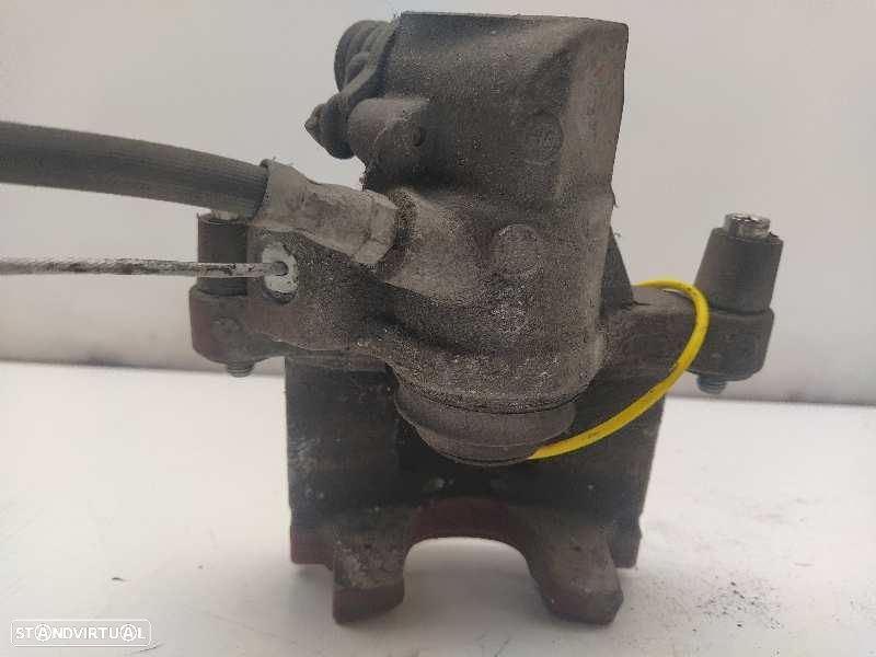 CALÍPER DE FREIO TRASEIRO DIREITO FORD FOCUS - 2