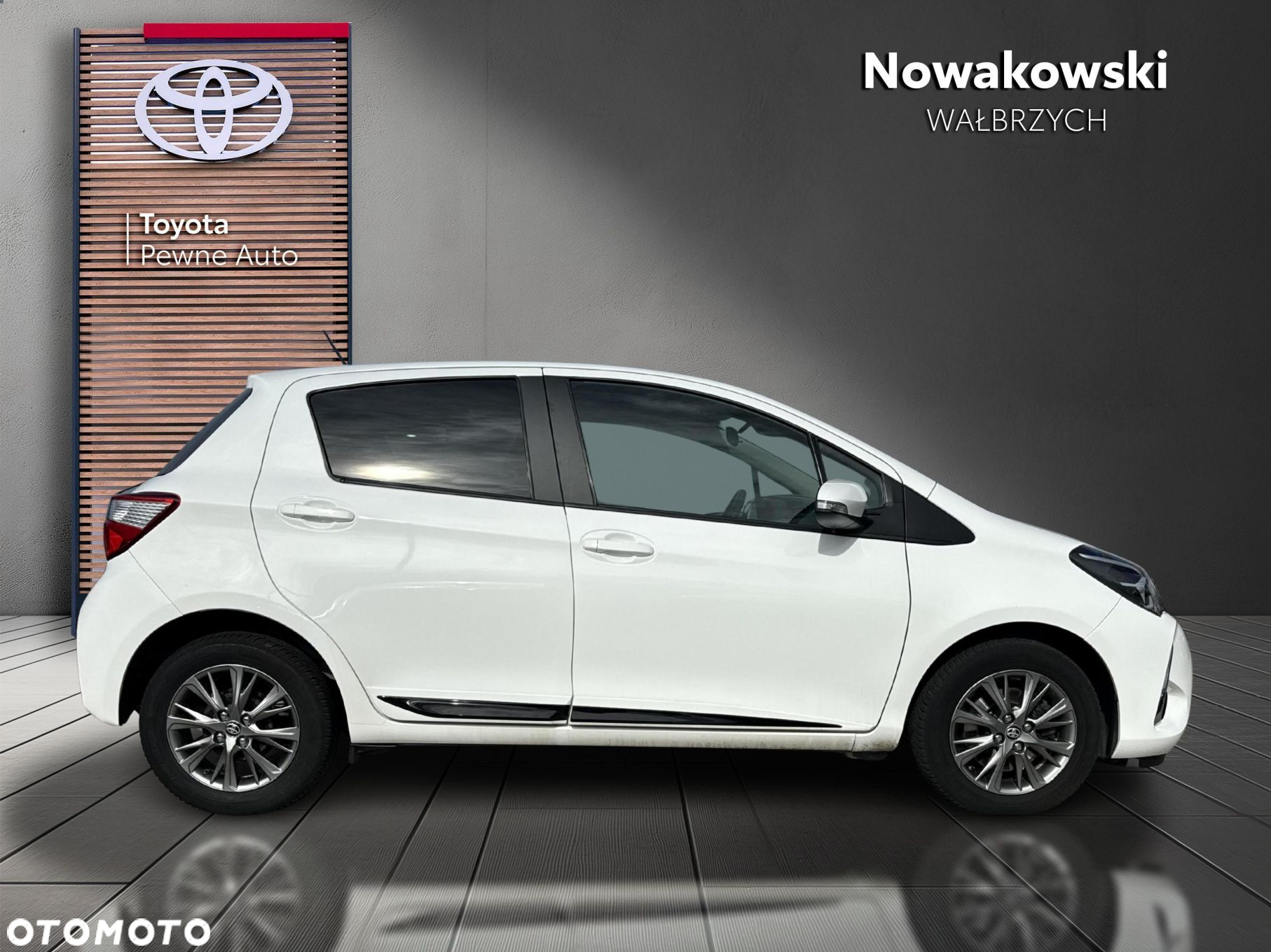 Toyota Yaris - 6