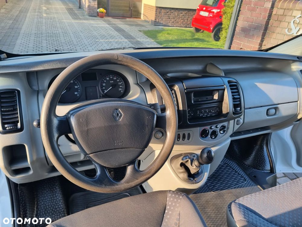 Renault TRAFIC L2H1 - 24