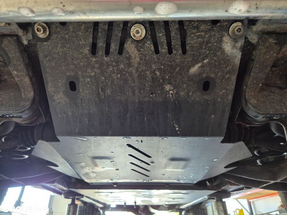 Suzuki Vitara 2.0 V6 Long - 24