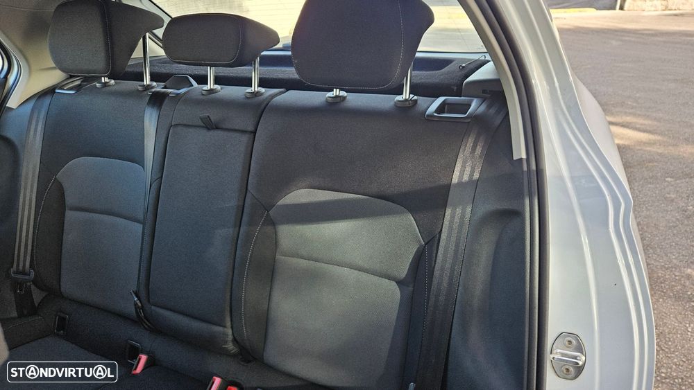 Skoda Fabia 1.0 MPI - 18