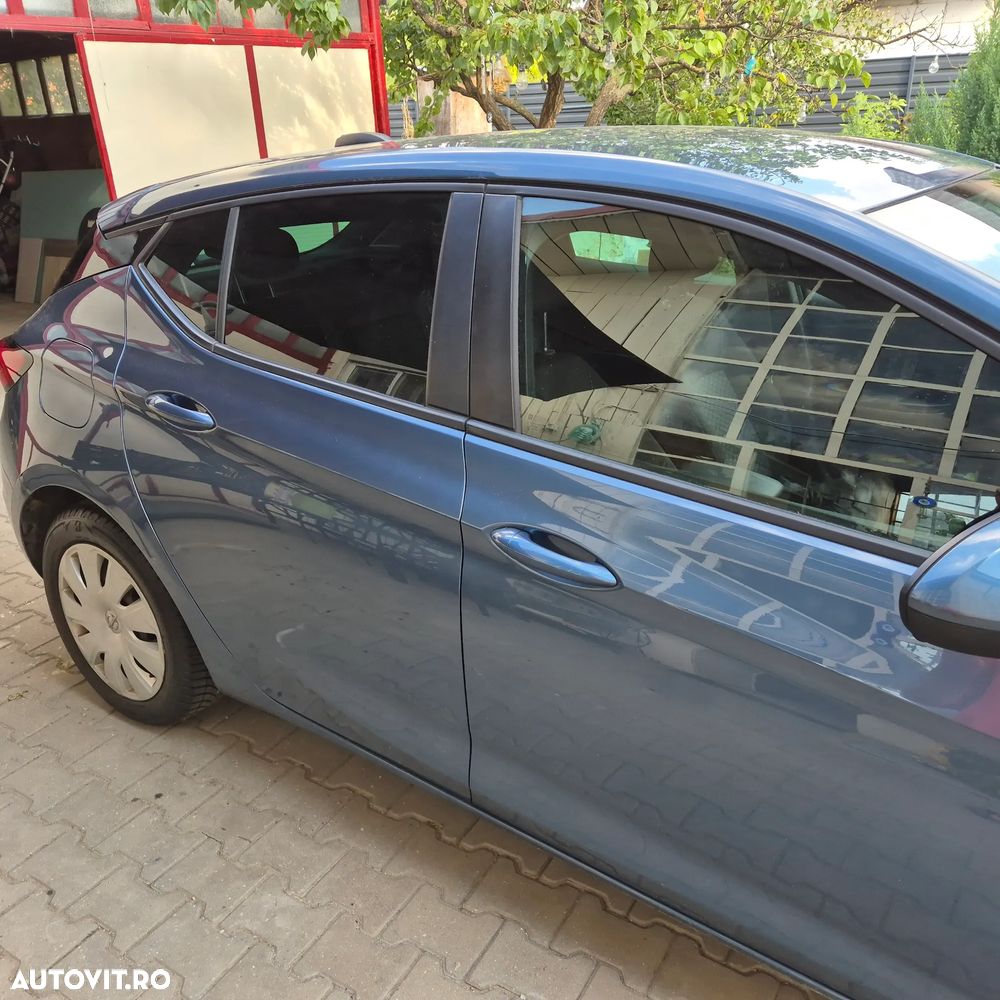 Opel Astra 1.4 Turbo ECOTEC Enjoy - 8