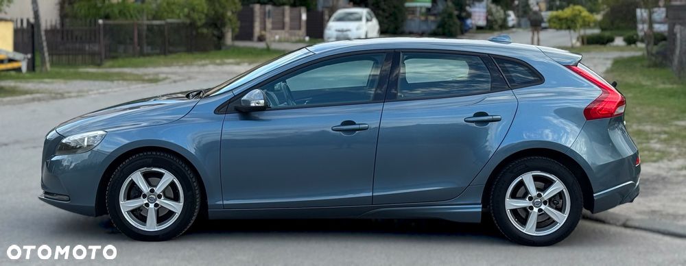 Volvo V40 D2 - 8