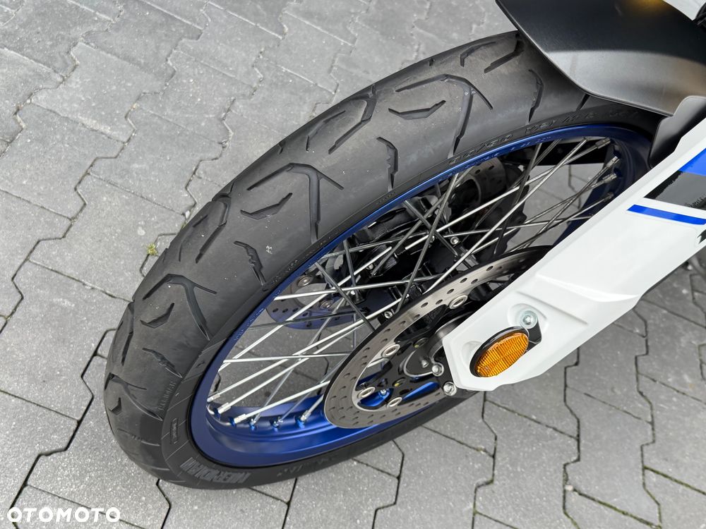 Suzuki V-STROM - 38