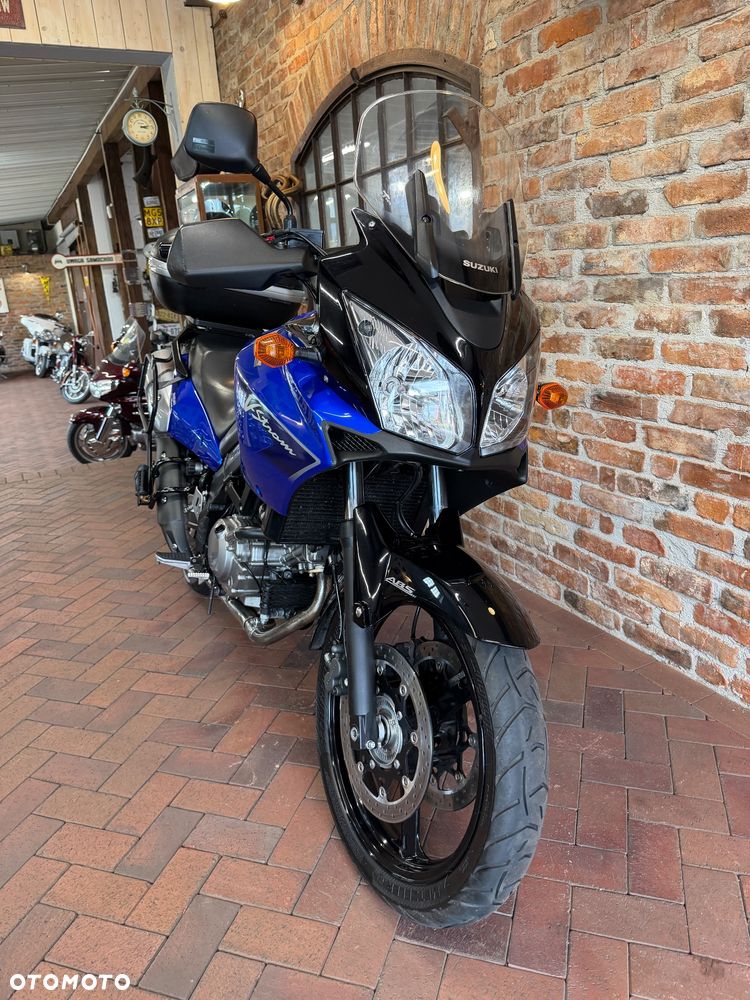 Suzuki DL - 28