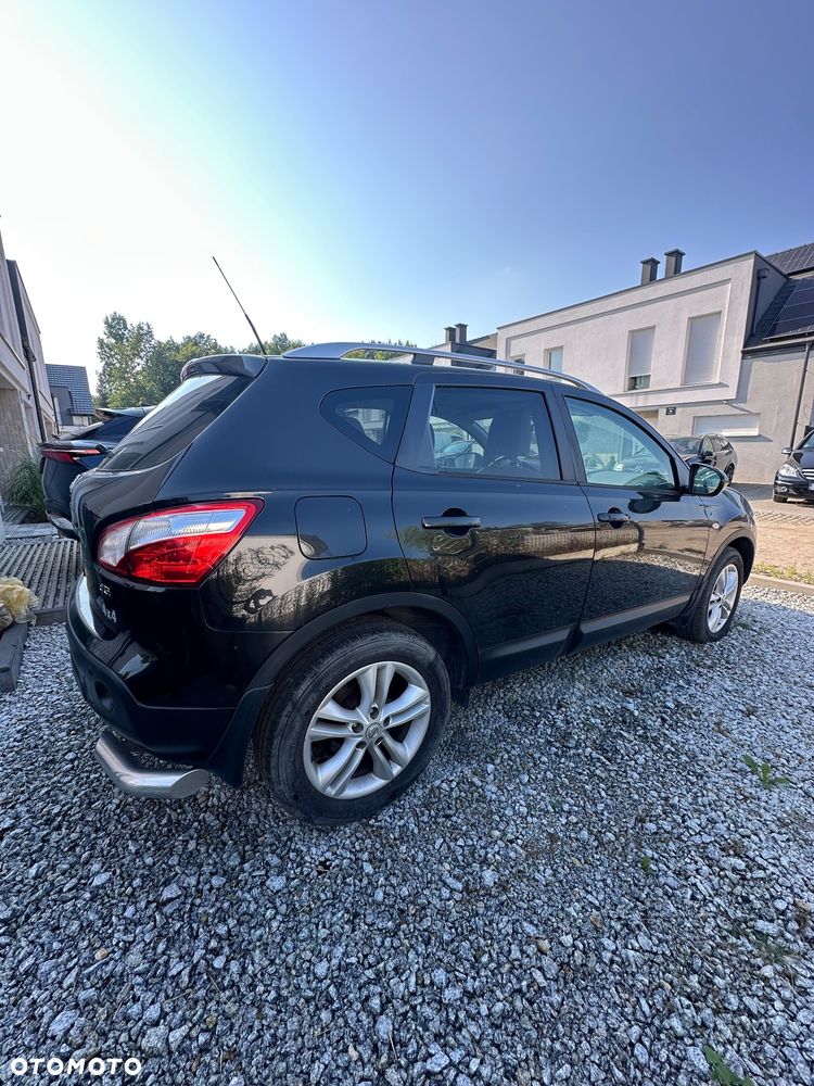 Nissan Qashqai 2.0 dCi 4x4 Tekna - 10