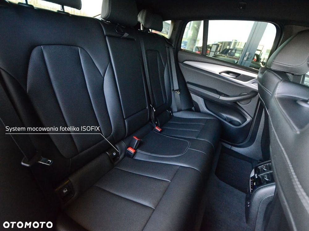 BMW X4 - 28
