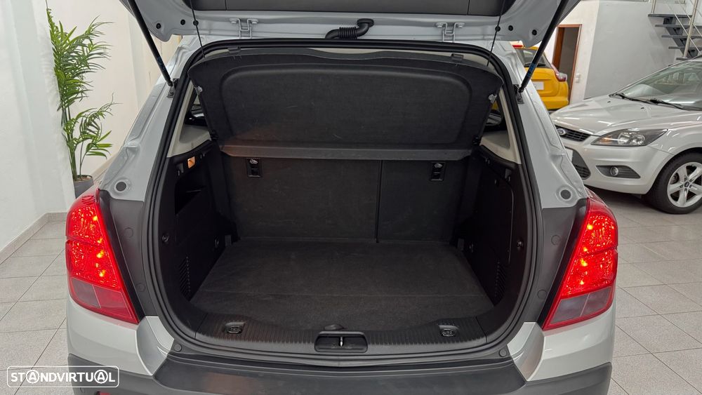 Chevrolet Trax 1.7 VCDi LS - 33