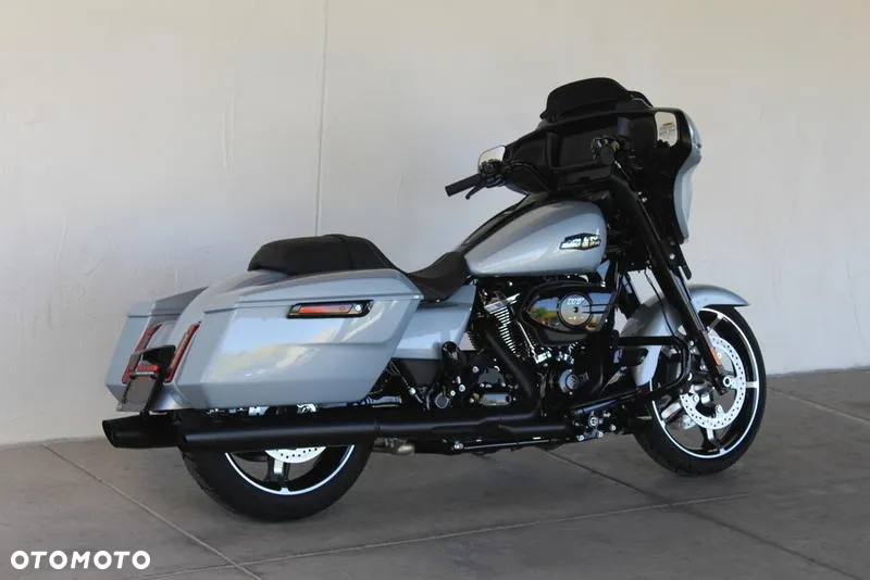 Harley-Davidson Touring Street Glide - 6