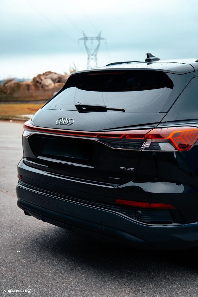 Audi Q4 e-tron 45 quattro - 10