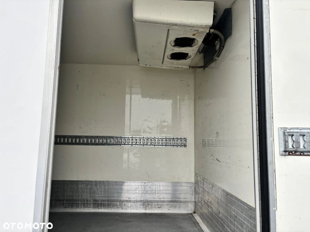Iveco IVECO DAILY CHŁODNIA KONTENER PODWOZIE DO ZABUDOWY WYWROT KIPER KILKANAŚCIE SZTUK DUZY WYBÓR 35C13,,35C14,35C15,35C16 - 8